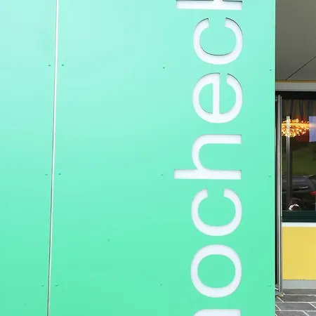 ホテル Hocheck 3*